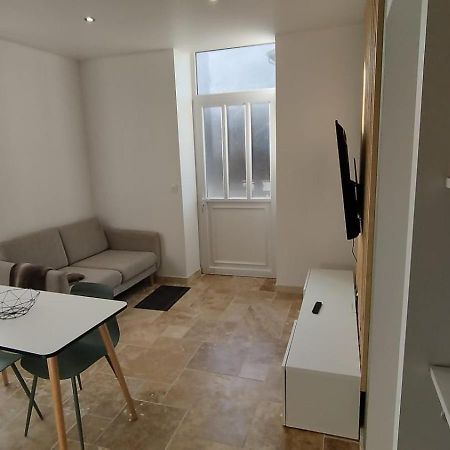 Appartement Lumineux En Rdc Bourgoin-Jallieu Exteriör bild