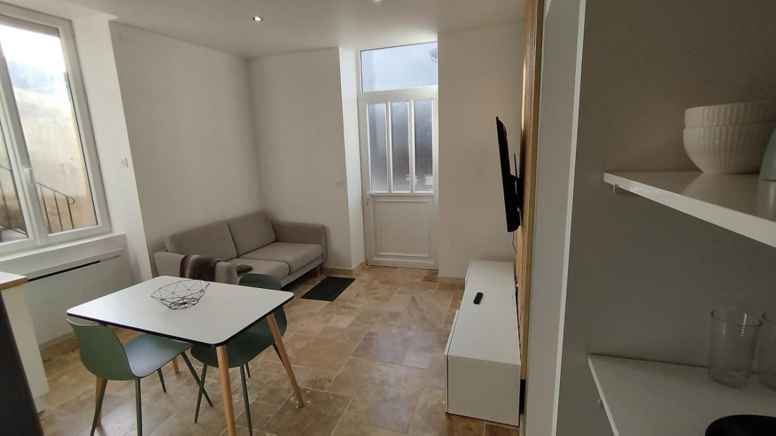 Appartement Lumineux En Rdc Bourgoin-Jallieu Exteriör bild